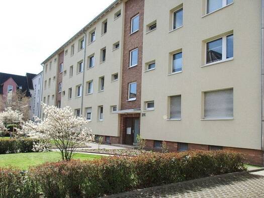 Wohnung zur Miete 537 € 3 Zimmer 68,8 m² 1. Geschoss frei ab 16.10.2026 Bültenweg 27 J Braunschweig Nordstadt 38106