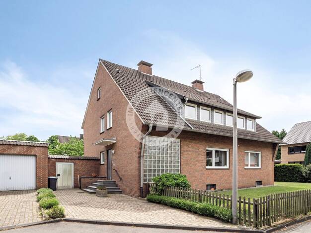 Mehrfamilienhaus zum Kauf 285.000 € 8 Zimmer 188 m² 666 m² Grundstück Waltrop 45731