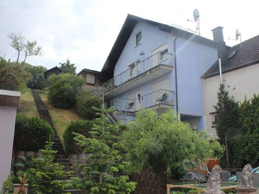 Mehrfamilienhaus zum Kauf 349.000 € 10 Zimmer 291 m² 350 m² Grundstück Buchen 74722