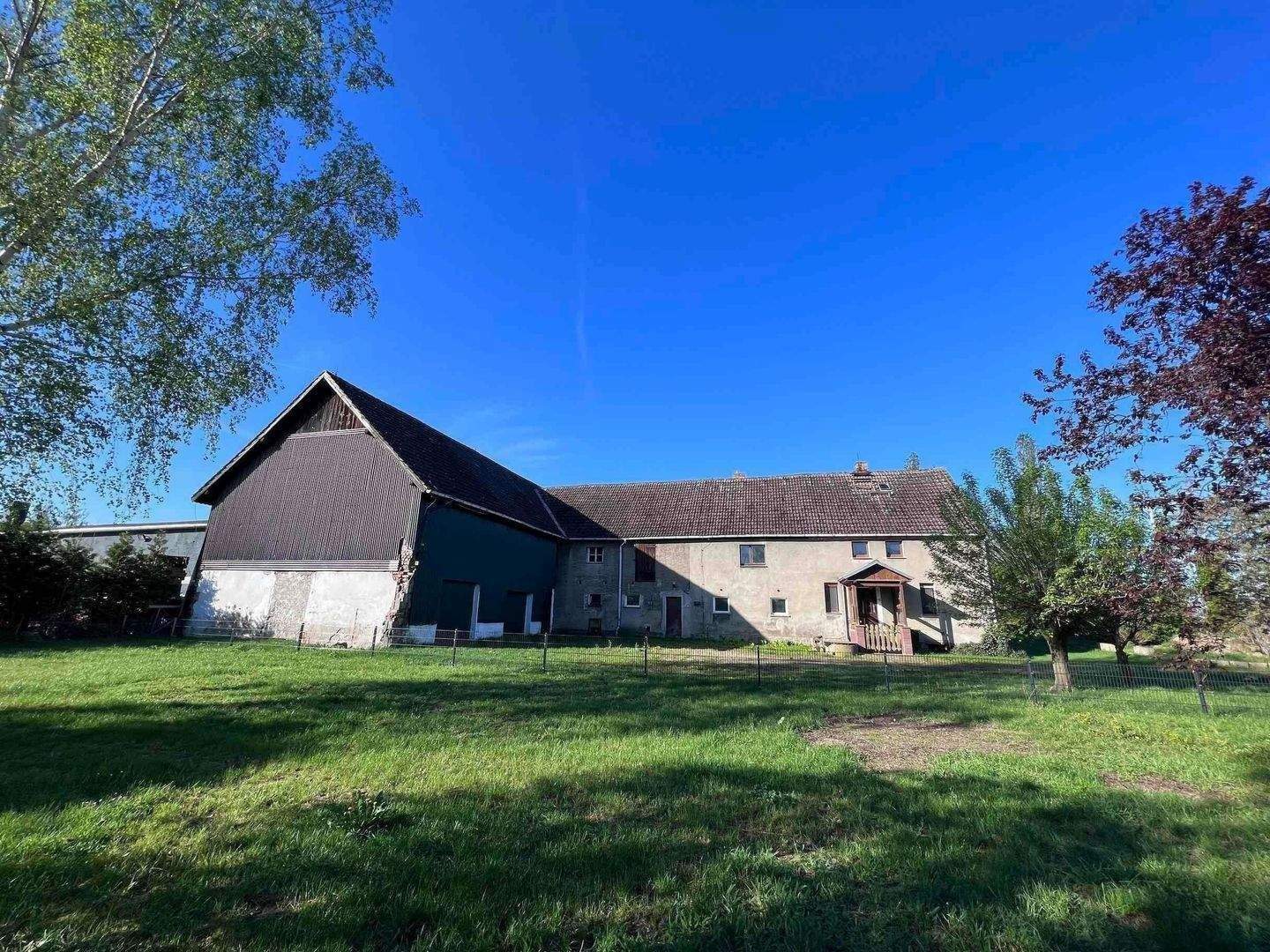 Immobilie in Machern - Großes, ländliches EFH mit Scheune und großem Garten  - Bild 1