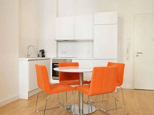 Wohnung zur Miete 1.130 € 2 Zimmer 42 m² 2. Geschoss Sachsenhausen Frankfurt am Main 60596