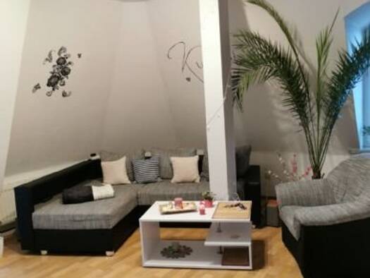 Wohnung zur Miete 360 € 3 Zimmer 63,3 m² Geschoss 4/5 frei ab 12.04.2026 Krausenstrasse 29 Stadtmitte Plauen 08523