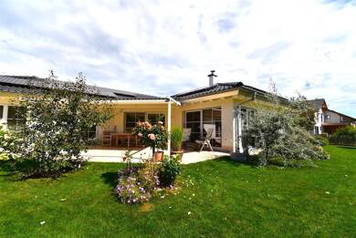Haus zum Kauf 699.000 € 4,5 Zimmer 177 m² 1.011 m² Grundstück Ewattingen Wutach 79879