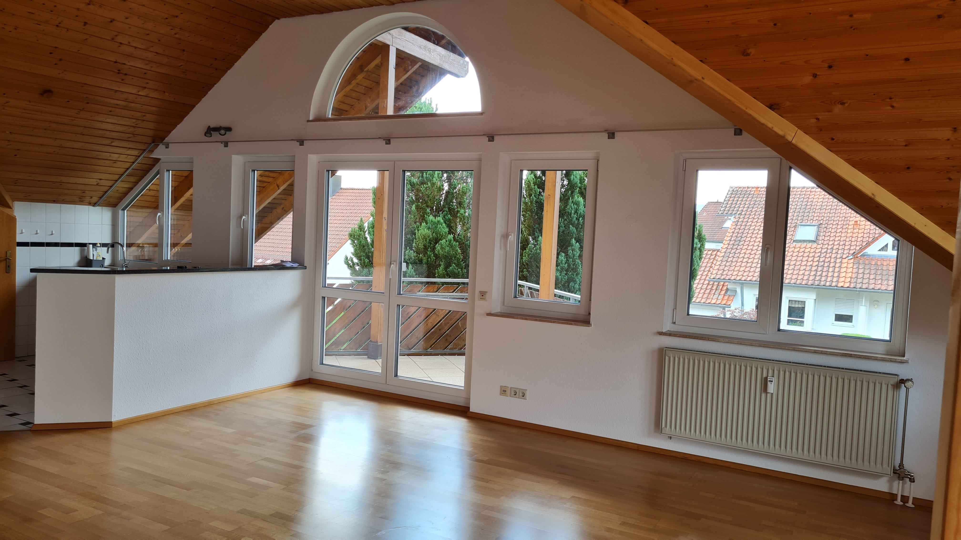 Wohnung zur Miete 960 € 3,5 Zimmer 100 m²<br/>Wohnfläche 1.<br/>Geschoss ab sofort<br/>Verfügbarkeit Tuttlingen Tuttlingen 78532