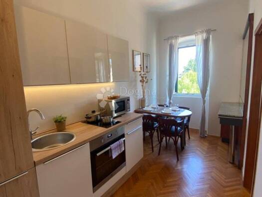 Wohnung zur Miete 800 € 2 Zimmer 40 m² 2. Geschoss Opatija - Centar, Opatija Opatija