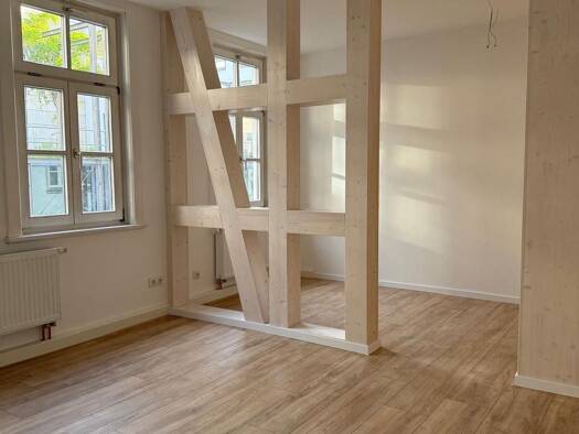 Wohnung zur Miete 1.400 € 4 Zimmer 90 m² Geschoss 2/3 frei ab sofort Altstadt Erfurt 99084
