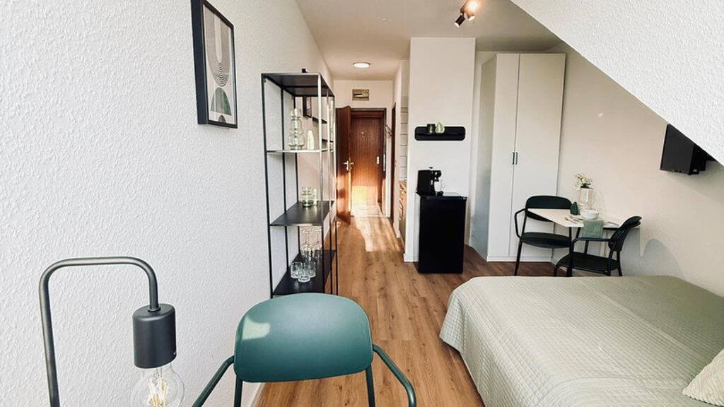 Studio zum Kauf provisionsfrei 122.000 € 1 Zimmer 18 m² 4. Geschoss Kasinostraße 24 Darmstadt 64293