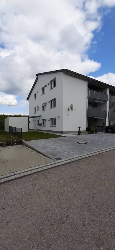 Wohnung zur Miete 900 € 4 Zimmer 100 m² Geschoss 1/2 frei ab 01.11.2025 Feuchtwangen Feuchtwangen 91555