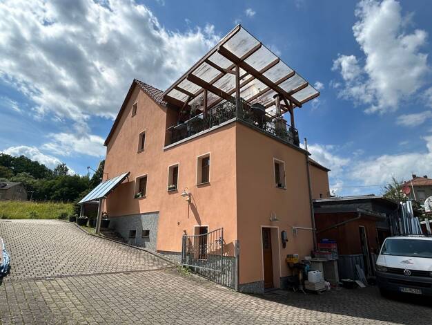 Mehrfamilienhaus zum Kauf 394.500 € 12 Zimmer 346,4 m² 4.546 m² Grundstück frei ab 01.04.2027 Roitzschen Klipphausen 01665