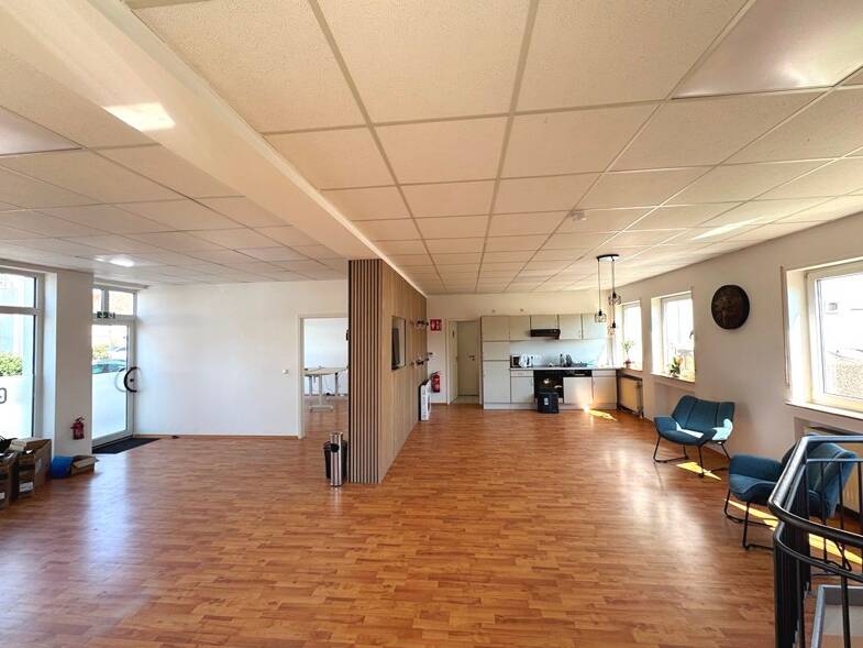 Wohnung zur Miete 1.200 € 4 Zimmer 160 m² EG Erlenbach Erlenbach 63906