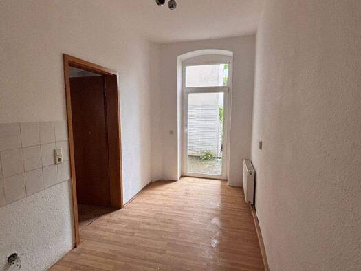 Wohnung zur Miete 335 € 2 Zimmer 50 m² 3 Geschosse frei ab sofort Körnerstraße 30 Ostviertel Gera 07546