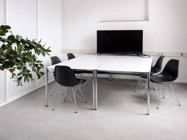 Bürofläche zur Miete provisionsfrei 450 € 30 m² Bürofläche Postwiesenstr. 5a Untertürkheim Stuttgart 70327