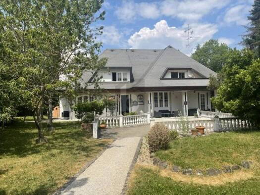 Wohn- und Geschäftshaus zum Kauf als Kapitalanlage geeignet 890.000 € 6 Zimmer 161 m² 3.325 m² Grundstück Munderkingen 89597