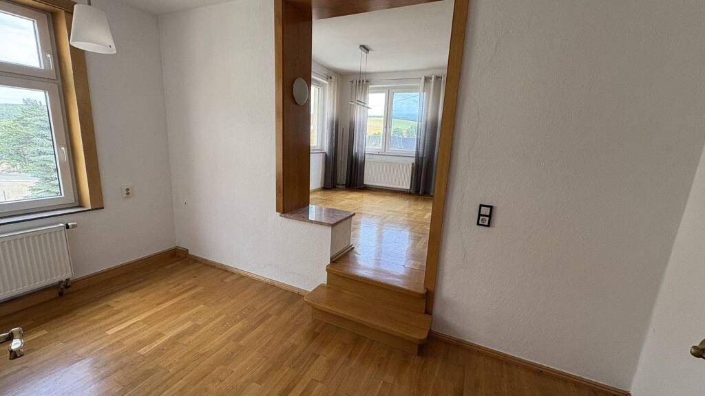 Mehrfamilienhaus zum Kauf 129.000 € 19 Zimmer 300 m² 790 m² Grundstück Ellefeld 08236