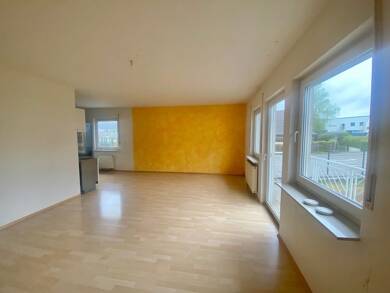 Wohnung zur Miete 685 € 3 Zimmer 75 m² Frankfurter Straße 51 Grävenwiesbach Grävenwiesbach 61279