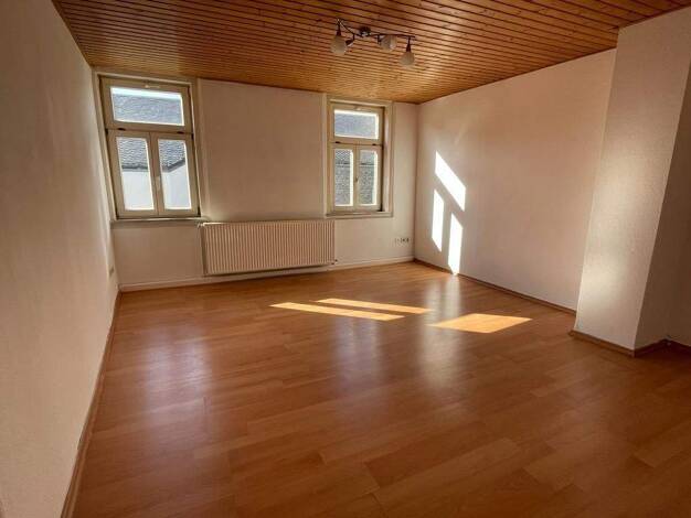Wohnung zur Miete 535 € 2 Zimmer 57 m² 2. Geschoss frei ab 01.03.2026 Coburg 96450