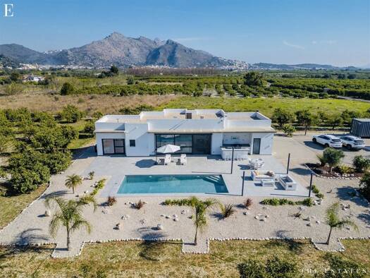 Haus zum Kauf 825.000 € 169 m² 10.810 m² Grundstück Tormos 03795