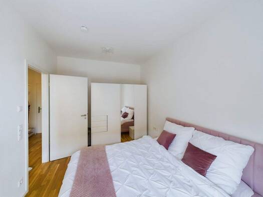 Wohnung zur Miete 850 € 2 Zimmer 55 m² 3. Geschoss frei ab 01.05.2026 Freiberger Straße 1 Wilsdruffer Vorstadt/Seevorstadt-West Dresden 01067