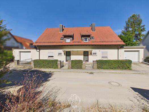 Doppelhaushälfte zum Kauf 290.000 € 8 Zimmer 185 m² 1.054 m² Grundstück Maßbach Maßbach 97711