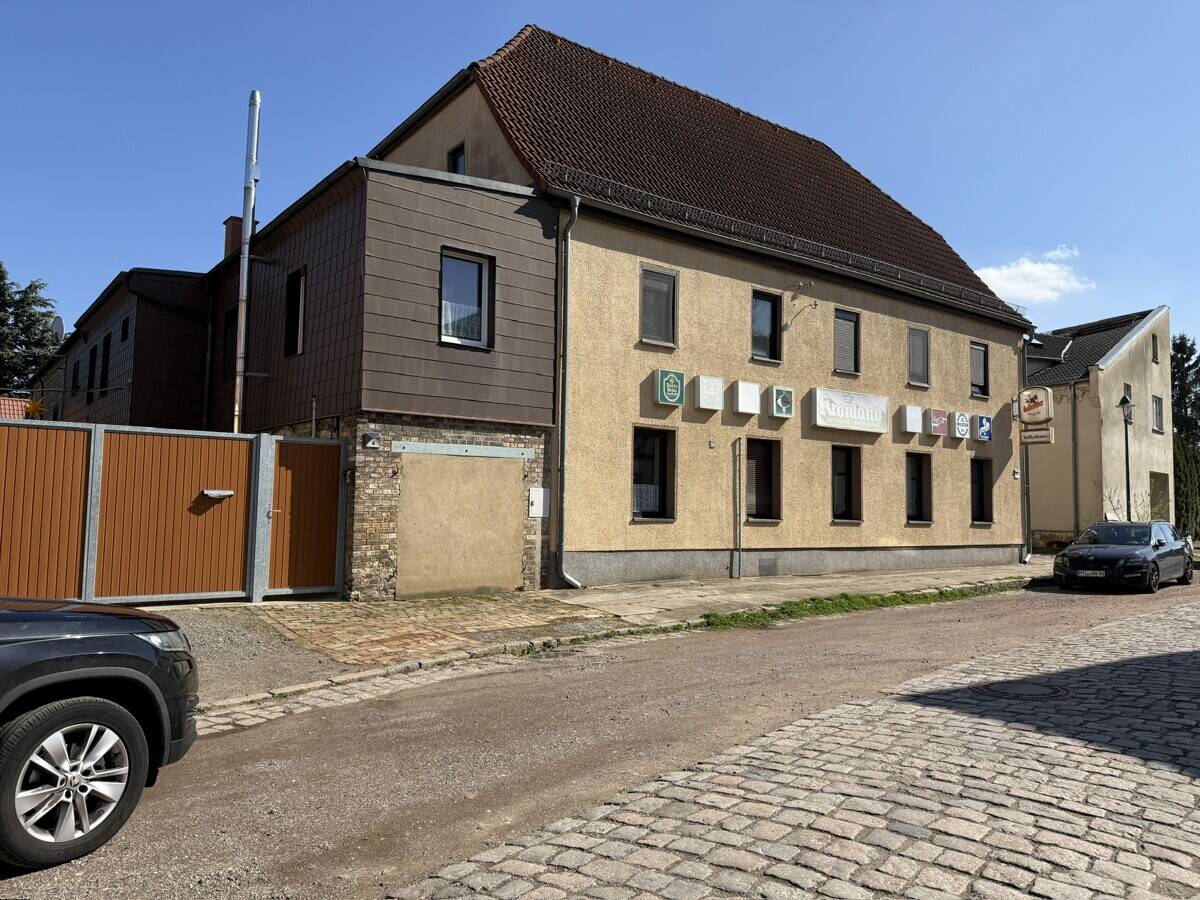 Immobilie in Schkopau - Repräsentatives Anwesen - Ehemalige Gaststätte mit Charme, Substanz und Entwicklungspotenzial - Bild 3