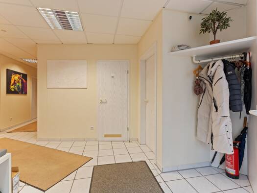 Praxis zur Miete 151,9 m² Bürofläche teilbar ab 60 m² Kohlplatz 31 Neustadt-Stadt Neustadt an der Weinstraße 67433