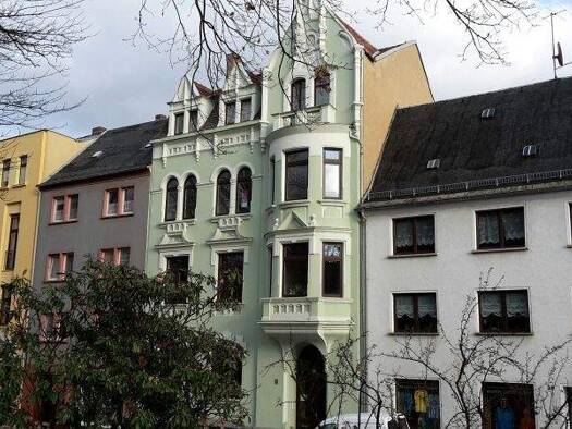 Wohnung zur Miete 350 € 2 Zimmer 66 m² Crimmitschau 08451