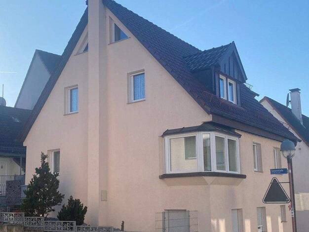 Einfamilienhaus zum Kauf provisionsfrei 579.000 € 6,5 Zimmer 142 m² 180 m² Grundstück Wiesbrunnenstrasse 14 Plochingen 73207