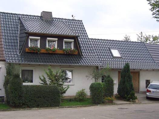 Reihenmittelhaus zum Kauf 179.000 € 4 Zimmer 130 m² 700 m² Grundstück frei ab 01.09.2026 Sömmerda Sömmerda 99610