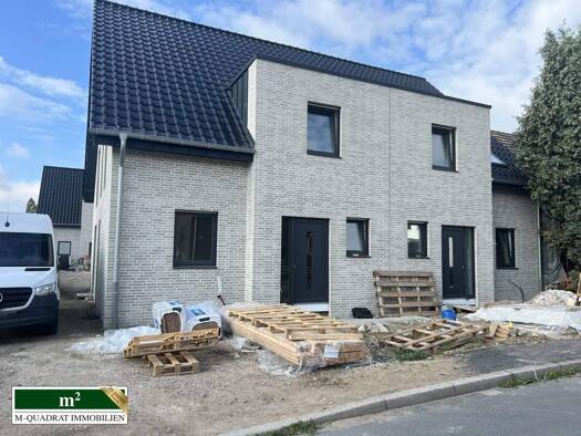 Doppelhaushälfte zur Miete - Erstbezug 1.650 € 5 Zimmer 134 m² 230 m² Grundstück frei ab sofort Wesel 46483