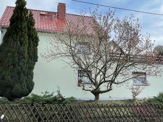 Einfamilienhaus zum Kauf 349.900 € 8 Zimmer 200 m² 1.007 m² Grundstück Weißig Freital 01705