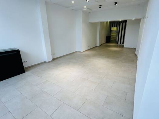 Laden zur Miete 800 € 58 m² Verkaufsfläche Andernach Andernach 56626