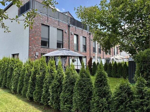 Reihenmittelhaus zur Miete 2.350 € 4 Zimmer 145 m² 44 m² Grundstück Meiendorfer Straße 97 Rahlstedt Hamburg 22145