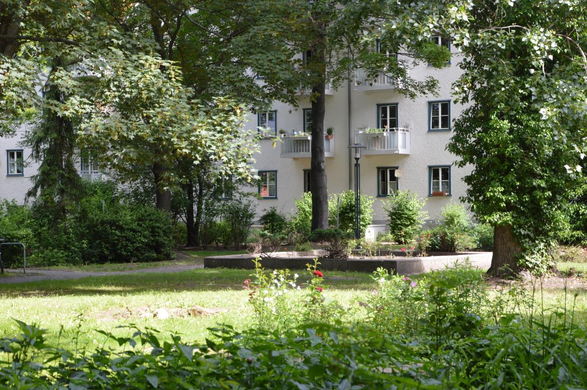 Wohnung zum Kauf 425.000 € 3 Zimmer 76,6 m²<br/>Wohnfläche ab sofort<br/>Verfügbarkeit Eugen-Schönhaar-Straße 17 Prenzlauer Berg Berlin 10407