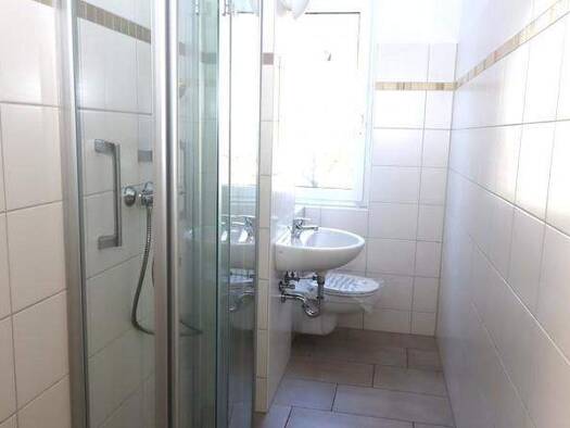 Wohnung zur Miete 394 € 3 Zimmer 58 m² EG frei ab sofort Limbacher Straße 123 Altendorf Chemnitz 09116