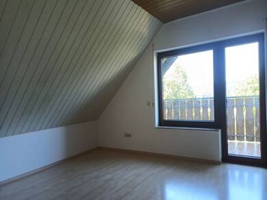 Wohnung zur Miete 700 € 4 Zimmer 120 m² Dachgeschoss, 2. Geschoss Dodenau Battenberg (Eder) 35088