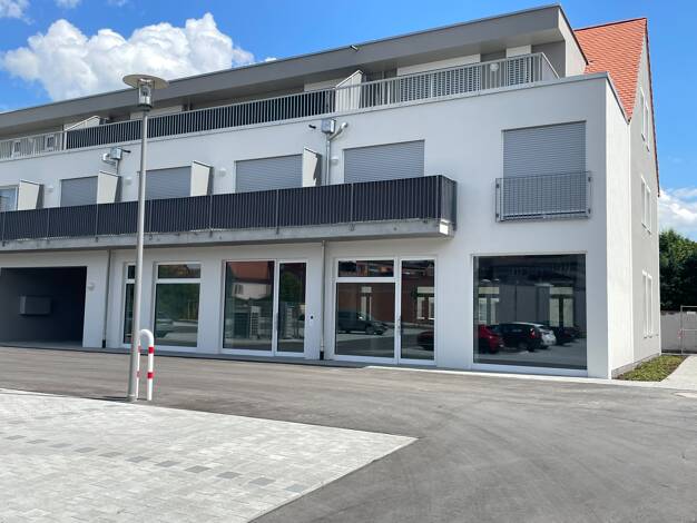 Ladenfläche zur Miete - Neubau provisionsfrei 328,3 m² Verkaufsfläche teilbar von 115,2 m² bis 213,1 m² Schimmelgasse 9 Bad Windsheim Bad Windsheim 91438