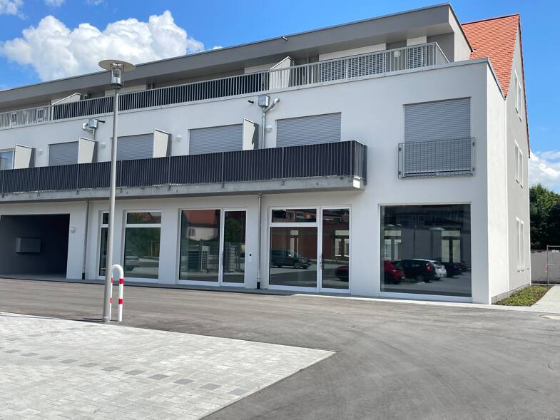 Ladenfläche zur Miete - Neubau provisionsfrei 328,3 m² Verkaufsfläche teilbar von 115,2 m² bis 213,1 m² Schimmelgasse 9 Bad Windsheim Bad Windsheim 91438