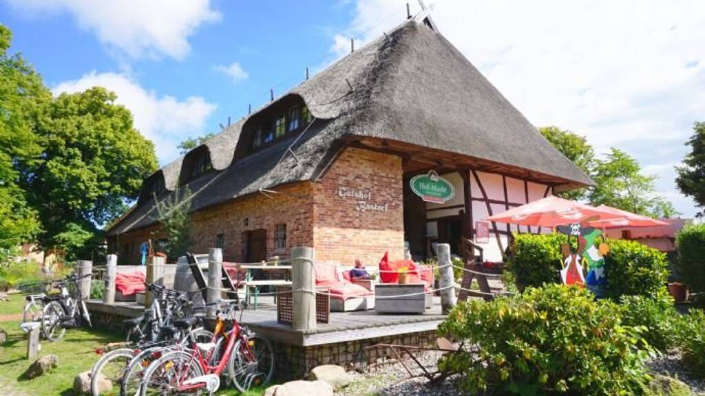 Wohnung zur Miete 1.390 € 4 Zimmer 85 m² 1. Geschoss Kühlungsborner Str.1 Bastorf 18230