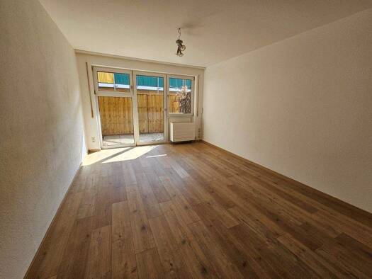 Studio zum Kauf 110.000 € 1 Zimmer 26 m² EG frei ab sofort Grunewaldstr. 8 Kasernenviertel Regensburg 93053