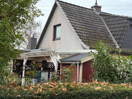 Doppelhaushälfte zum Kauf provisionsfrei 375.000 € 5 Zimmer 150 m² 806 m² Grundstück Elmshorn 25335