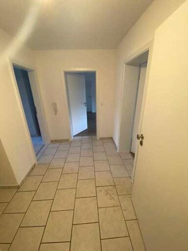 Wohnung zur Miete 700 € 5 Zimmer 113 m² frei ab sofort Albstraße Mutlangen Mutlangen 73557