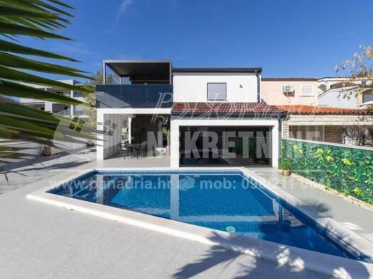 Wohnung zum Kauf 450.000 € 5 Zimmer 112 m² Vir