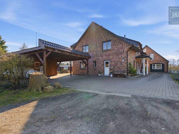 Einfamilienhaus zum Kauf 592.000 € 7 Zimmer 221 m² 641 m² Grundstück Sankt Michaelisdonn 25693