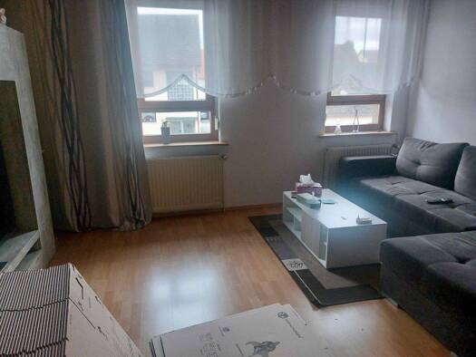 Wohnung zur Miete 697 € 3 Zimmer 82 m² 1. Geschoss frei ab 01.05.2026 Weinzierlein Zirndorf 90513