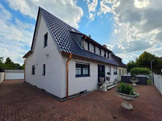 Doppelhaushälfte zum Kauf 720.000 € 8 Zimmer 303 m² 926 m² Grundstück Averbruch Dinslaken 46535