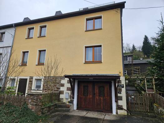Haus zum Kauf 130.000 € 7 Zimmer 131 m² 1.090 m² Grundstück frei ab sofort Dorfhain 01738
