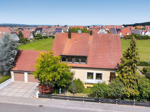 Einfamilienhaus zum Kauf 870.000 € 5 Zimmer 200 m² 495 m² Grundstück Bubenreuth 91088