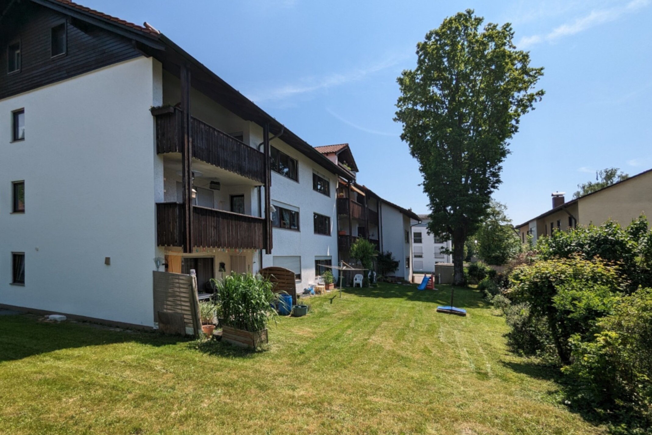 Mehrfamilienhaus zum Kauf 3.040.000 € 32 Zimmer 925 m²<br/>Wohnfläche 1.524 m²<br/>Grundstück Haidling Grafing 85567