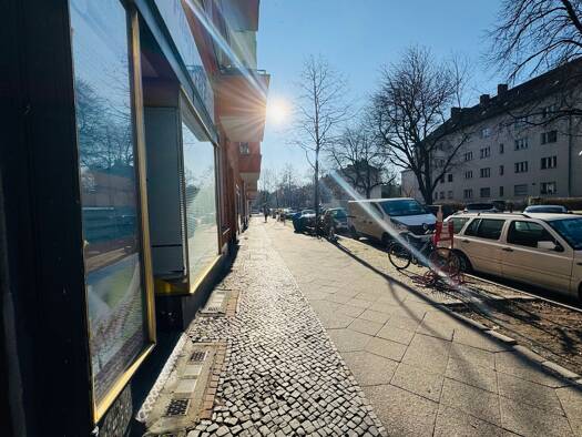 Laden zum Kauf 345.000 € 2,5 Zimmer 60 m² Verkaufsfläche Wedding Berlin 13351