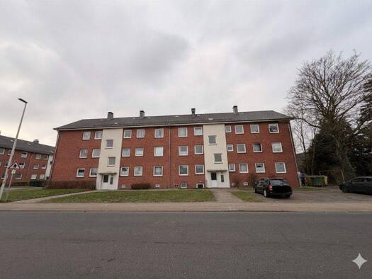 Wohnung zur Miete 434 € 3 Zimmer 62 m² 2. Geschoss frei ab 01.05.2026 Marienhofweg 51 Husum 25813